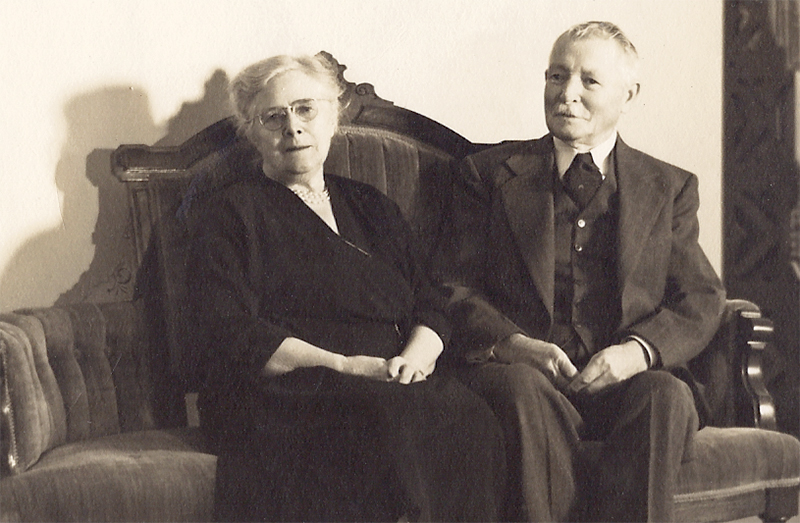 Harriott Scammell Olive Ward later in life with husband Charles Clarence Ward